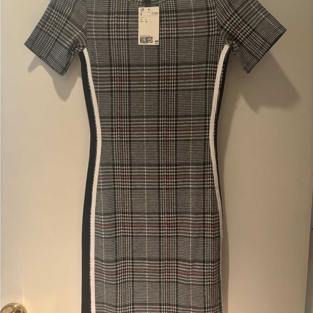 H&M Black and White Sheath Midi Dress with Bateau Neckline